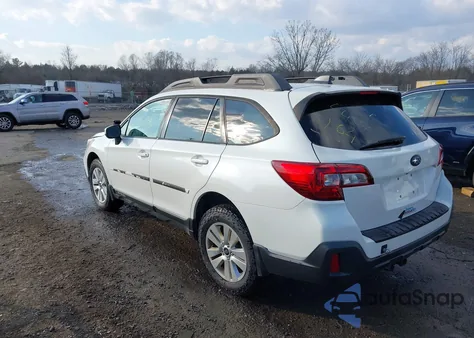 2019 Subaru Outback 2.5I Premium z USA, uszkodzony, nr VIN 4S4BSAFC0K3363809